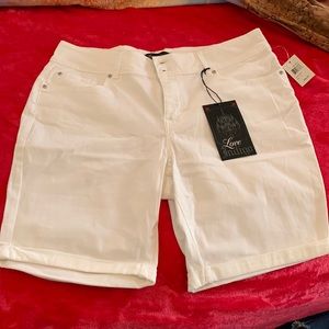 Love Indigo stretch white shorts